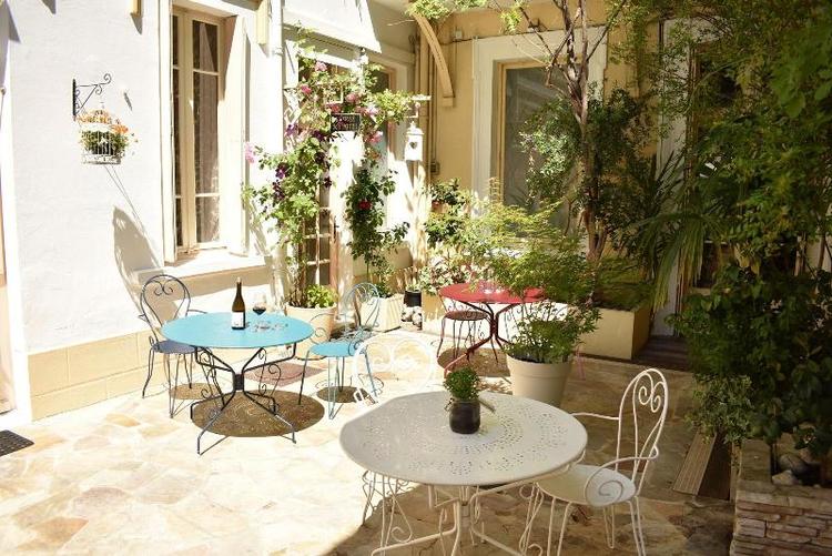 Hotel Henri Iv