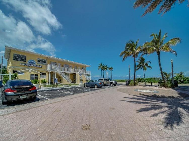 Paradise Oceanfront Hbh
