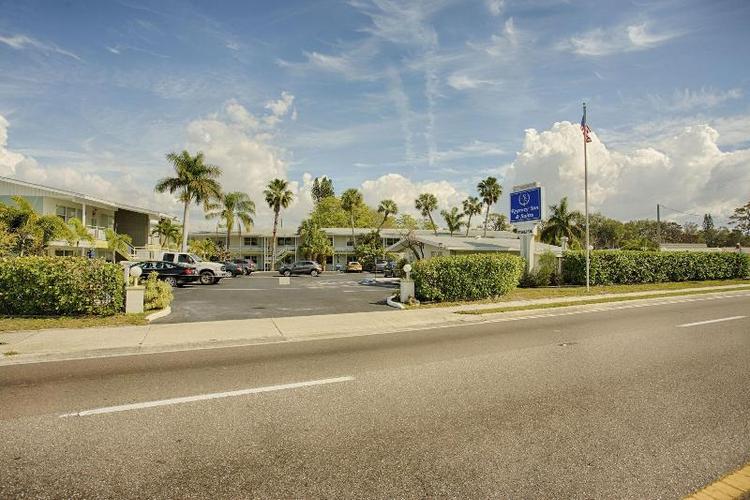 Regency Inn & Suites