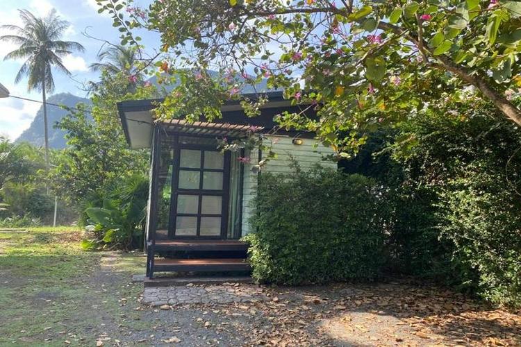 Baan Rim Nam Resort by ZUZU