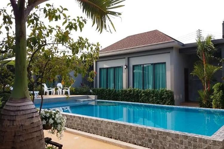 BaanMee Phuket near Chalong Pier by ZUZU