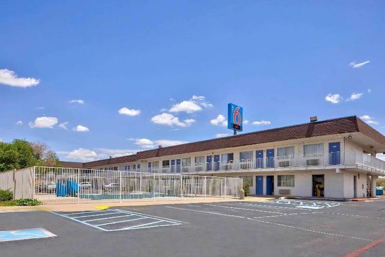 Motel 6 Santa Rosa Nm