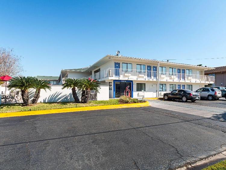 Motel 6 Mcallen Tx