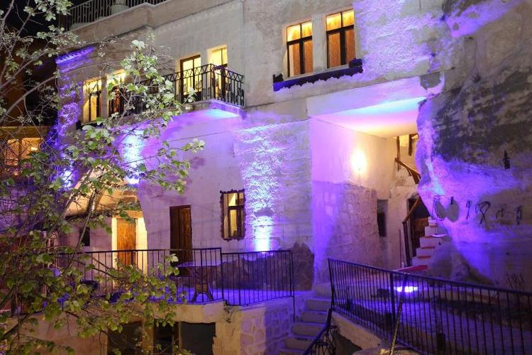 Unicorn Cave Hotel