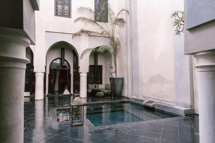 Riad K