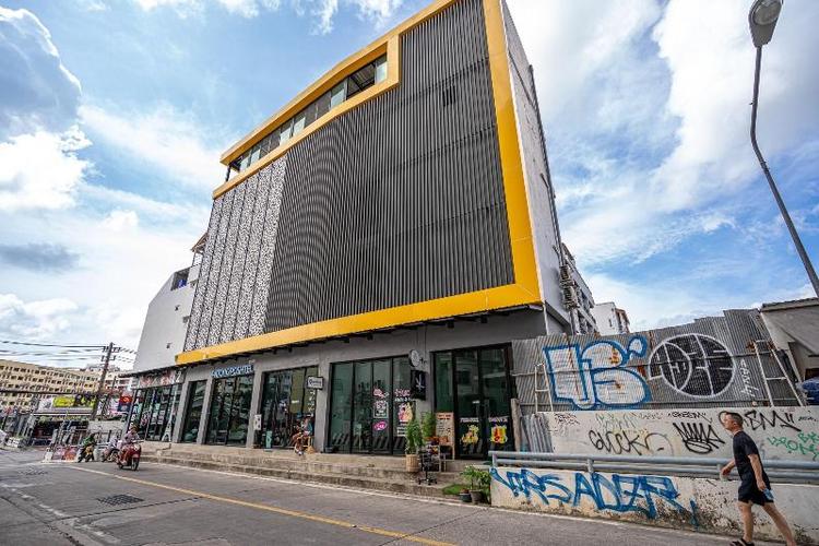 Patong Poshtel Adults Only