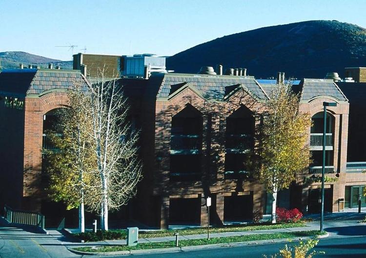Raintree S Park Plaza Park City
