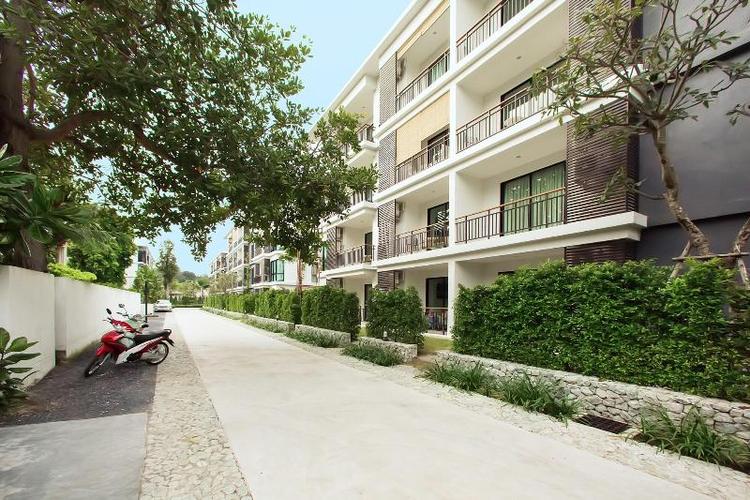 The Title Condo By Tropiclook