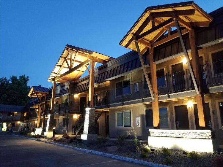 The Hotel Y