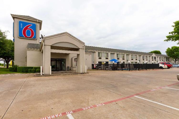 Motel 6 Dallas, TX - Northeast