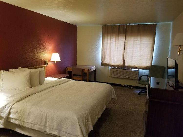 Fort Wayne Inn