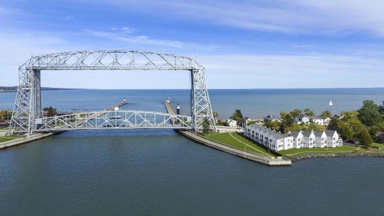 South Pier Inn
