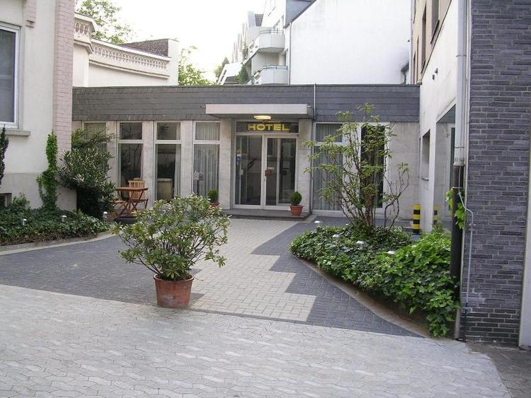 Schloss Hotel Benrath