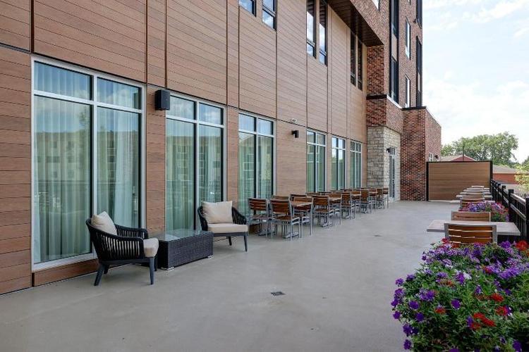 Courtyard by Marriott University Heights/Iowa City