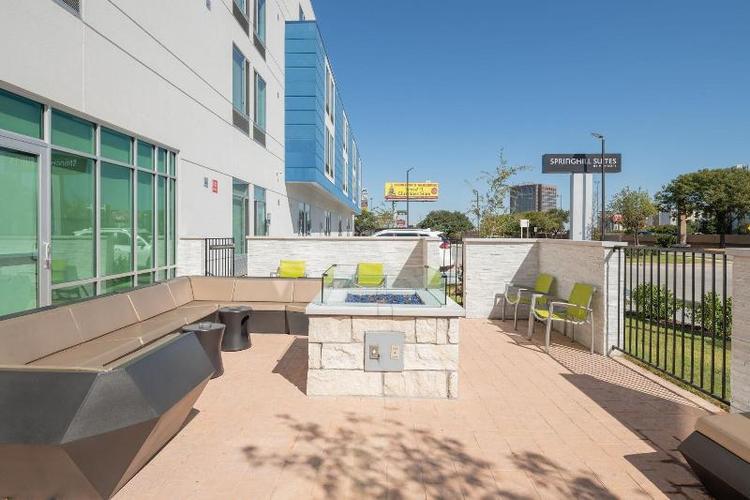 Springhill Suites By Marriott Dallas Central Expre