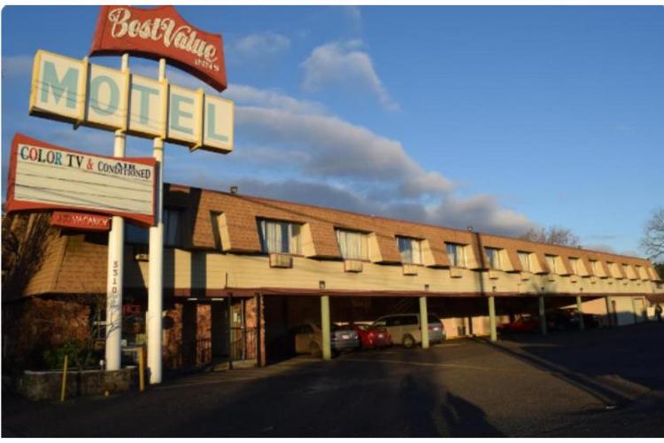 Best Value Inn by OYO Portland OR South East