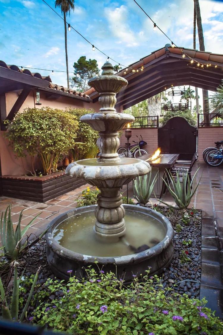 Hotel California