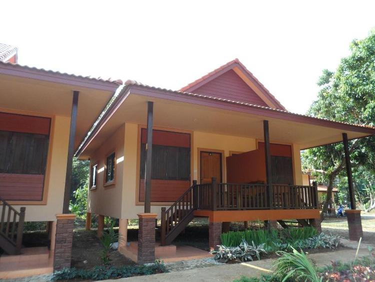 Khunnam Rimtarn Resort