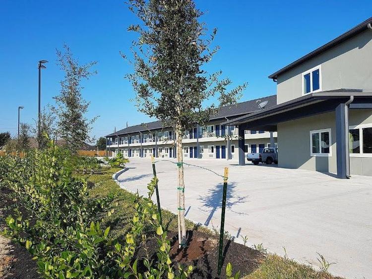 Empire Inn Cypress
