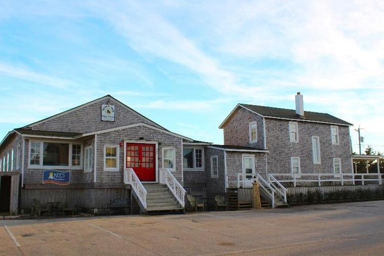 Nags Head Beach Inn By Kees Vacations
