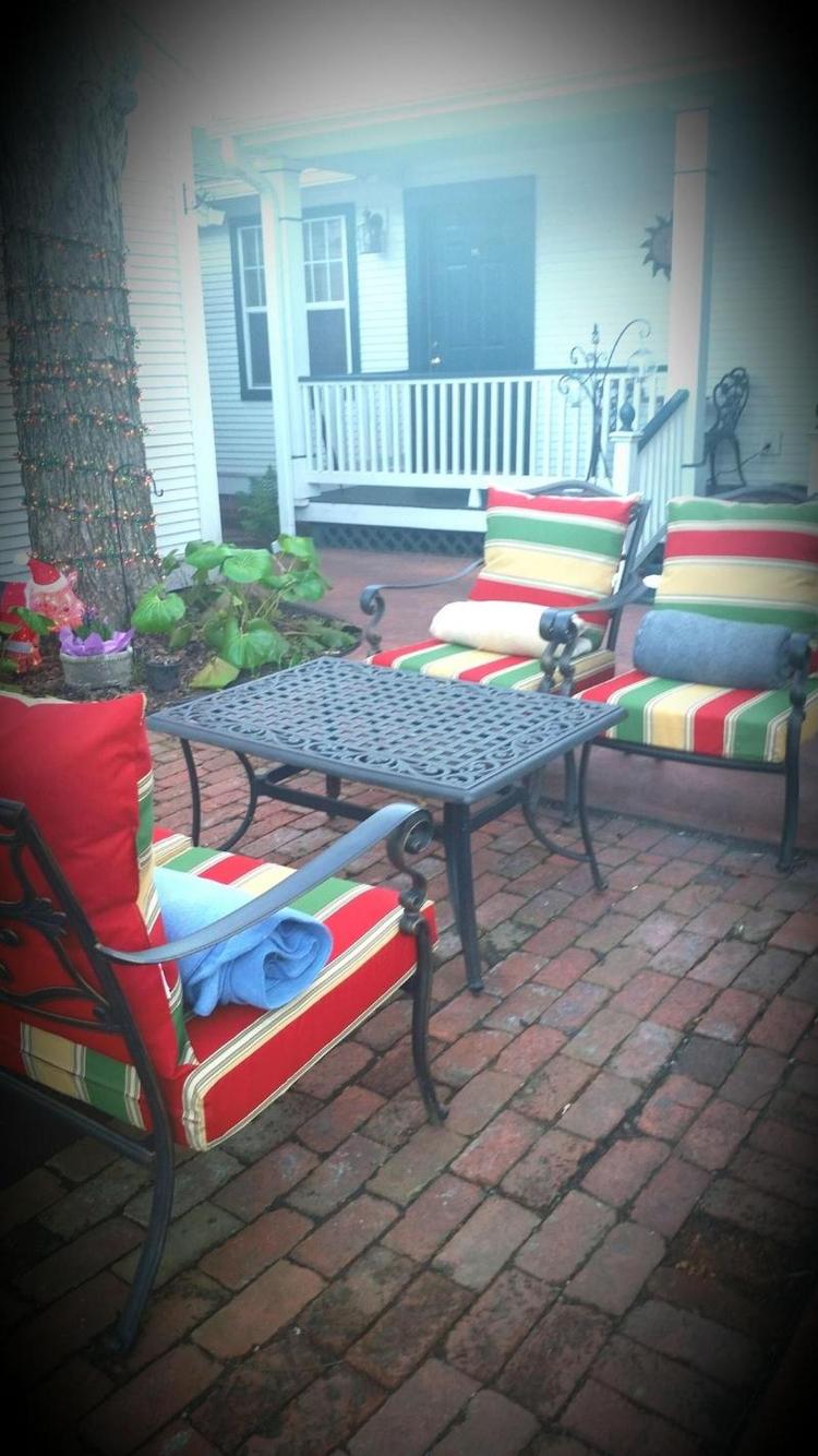 The Carriage House Bed And Breakfast
