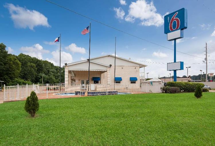 Motel 6 Atlanta, TX