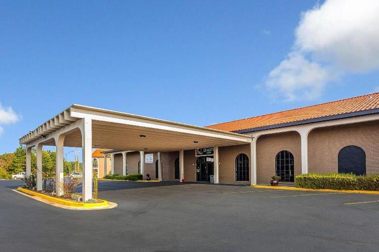 Quality Inn
