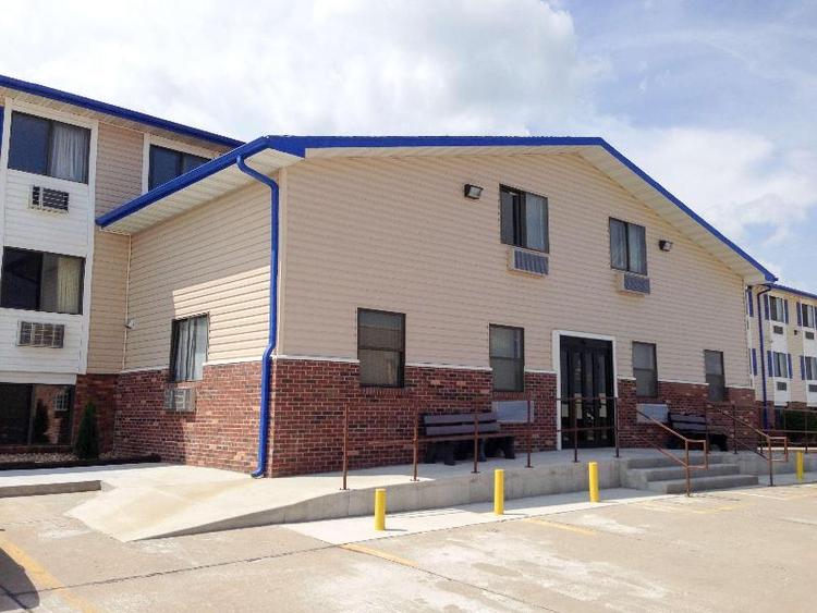 Motel 6 Sedalia, MO