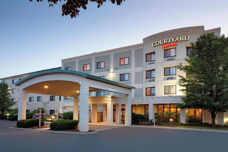 Courtyard By Marriott Middletown Goshen