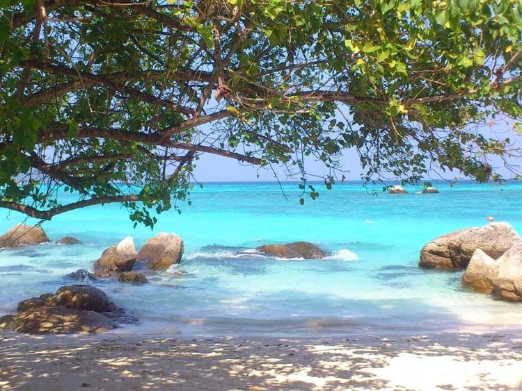Ten Moons Lipe Resort