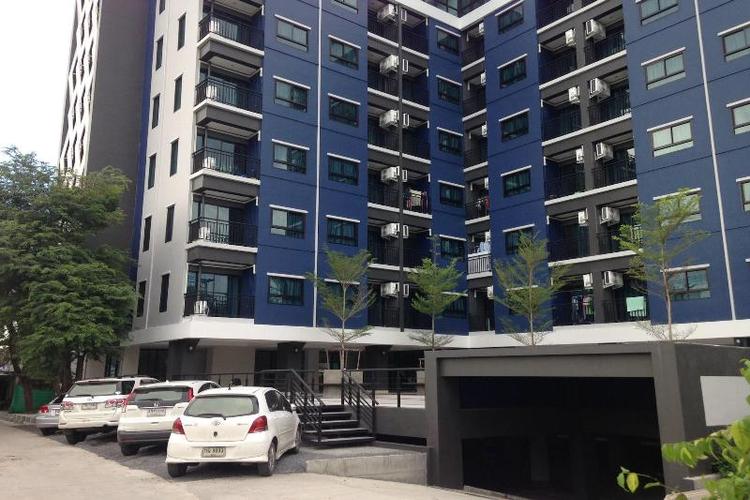 Ploen Ploen Residence