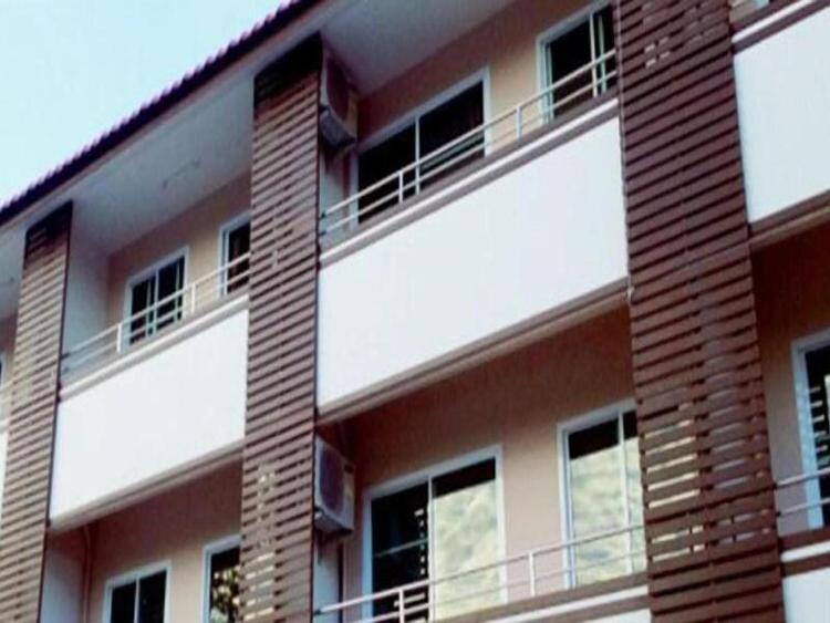 Pornkasem House