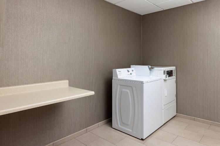 Springhill Suites By Marriott Fresno