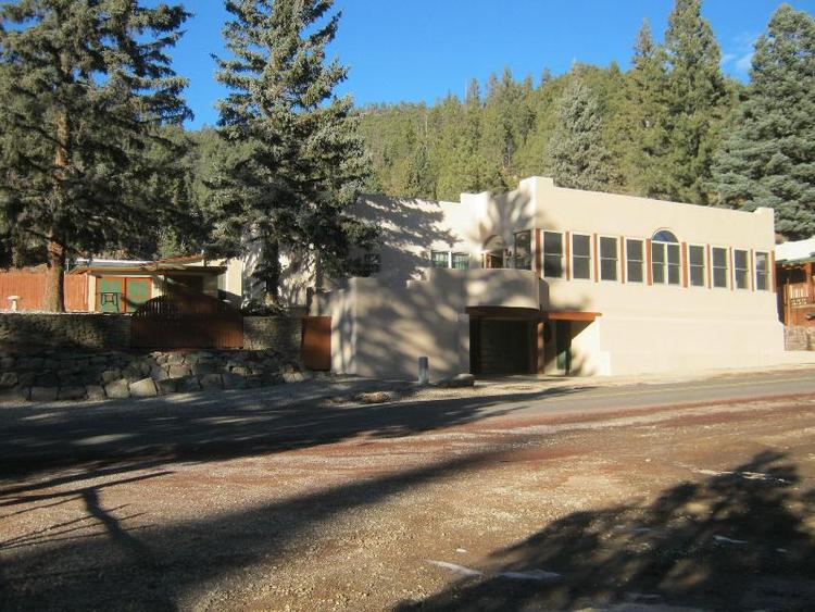 Shady Brook Inn And Resort