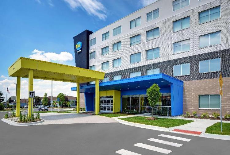 Tru by Hilton Troy Detroit