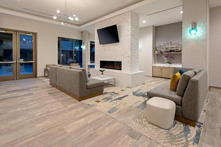 Staybridge Suites Long Beach Airport