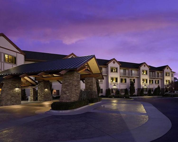 Lodge At Feather Falls Casino