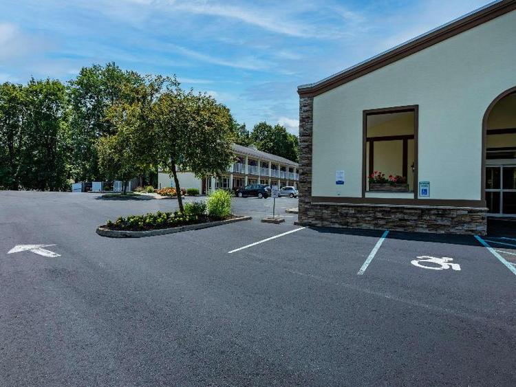 Rodeway Inn Poughkeepsie