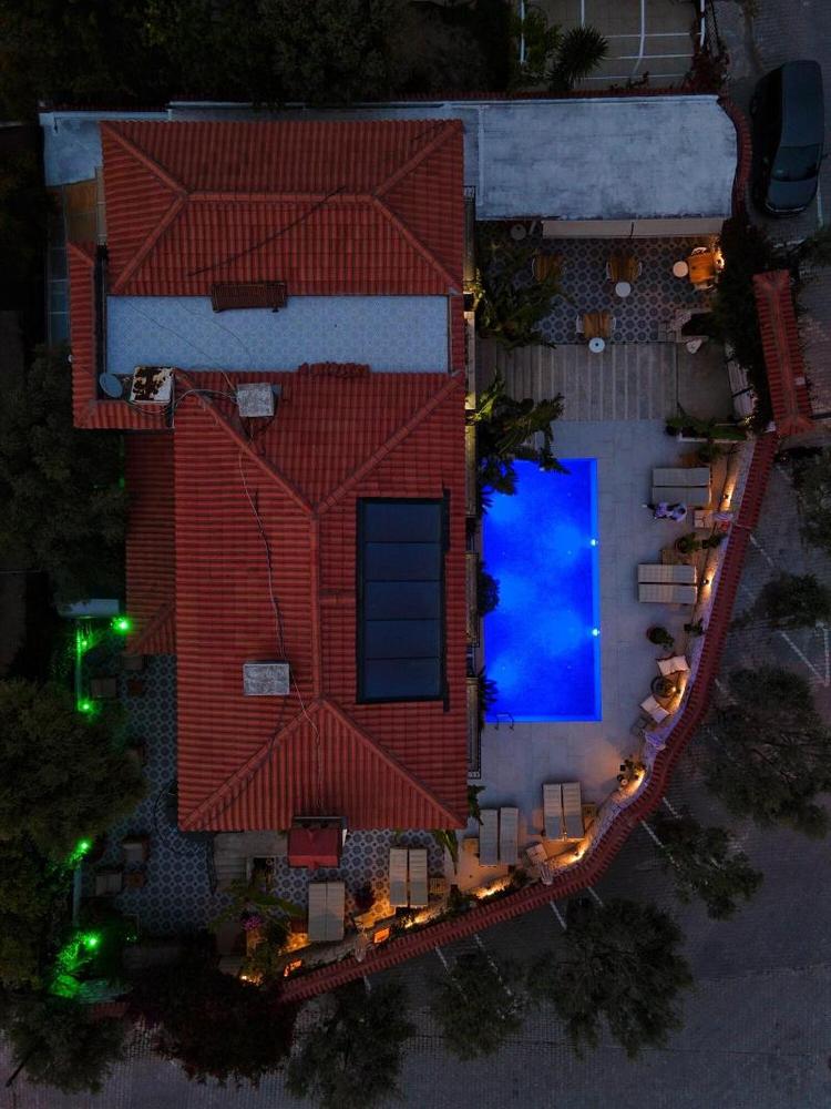 Tarcin Alacati Otel - Adults Only