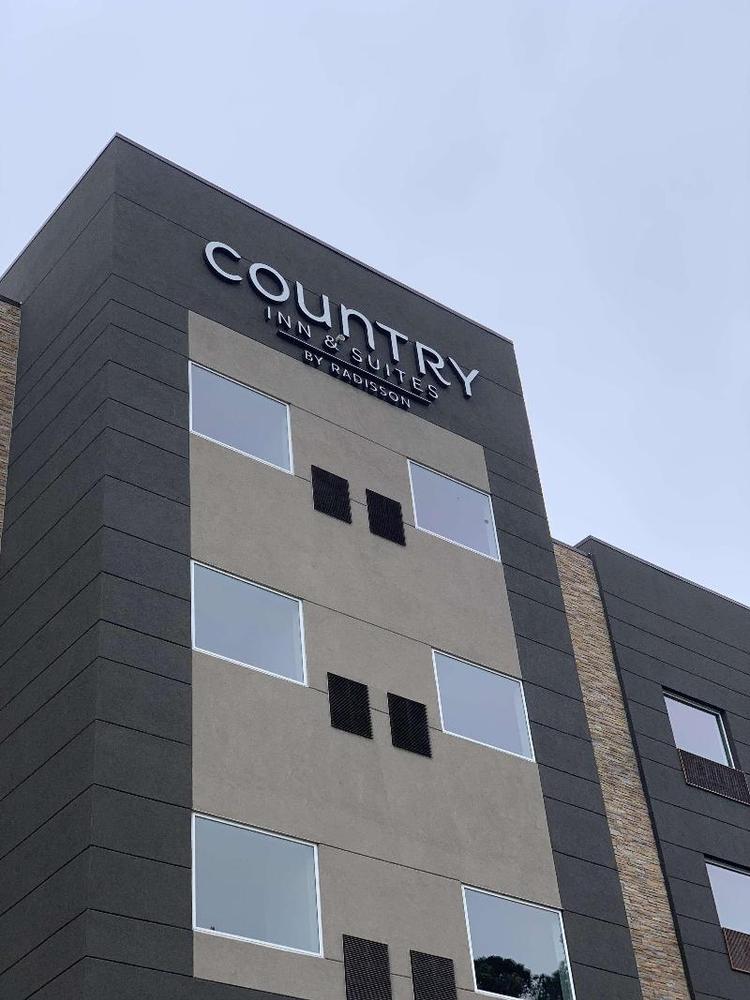 Country Inn & Suites by Radisson Cumming GA