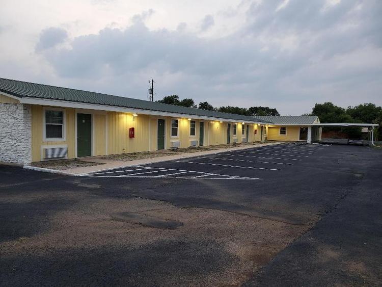 Rodeway Inn Kingsland TX - Lake LBJ