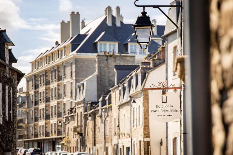 Hotel de La Porte Saint Malo