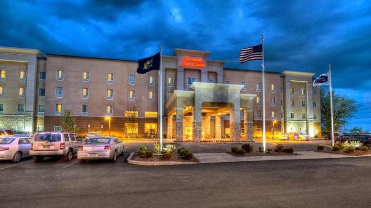 Hampton Inn Suites Rochester Downtown