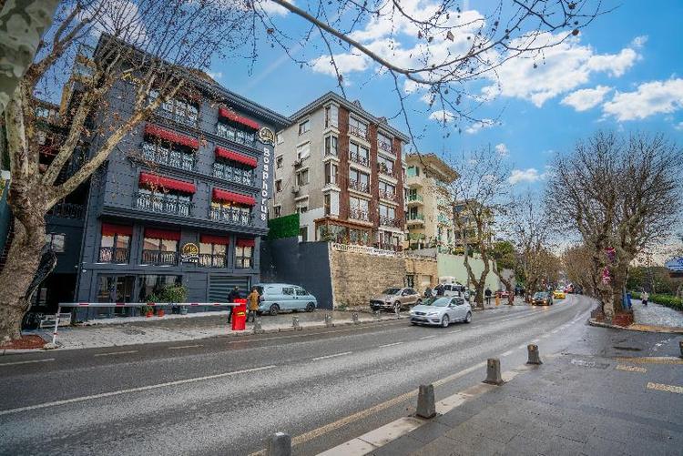 216 Bosphorus Suite