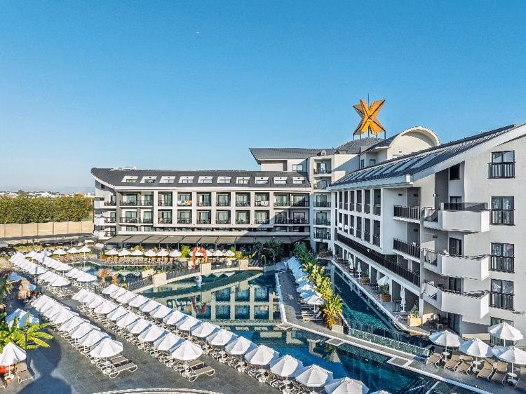 The X Belek