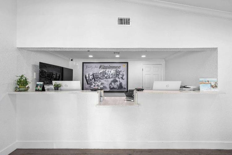 Travelodge By Wyndham Kissimmee/orlando