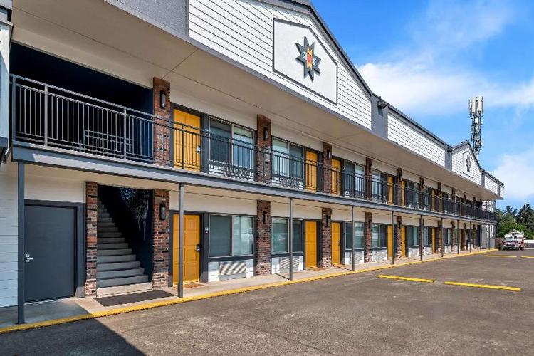 The Maverick Hotel Eugene Near University