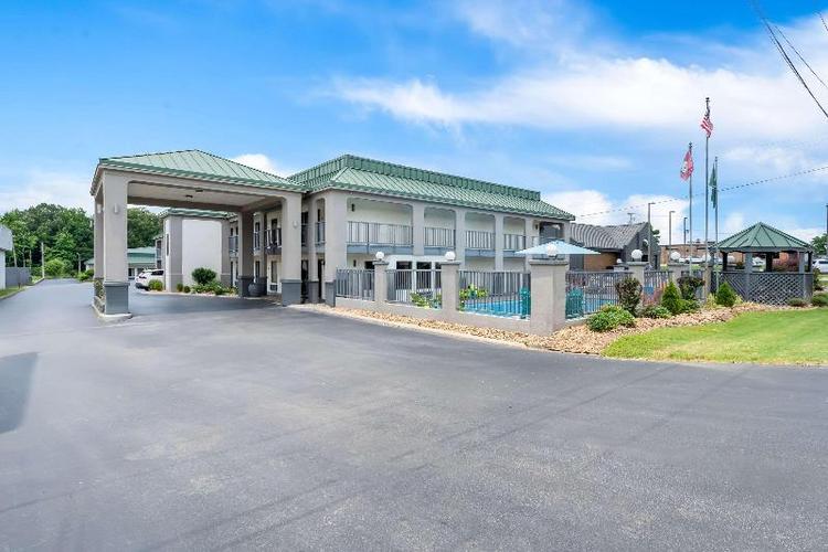 Quality Inn & Suites Monticello AR