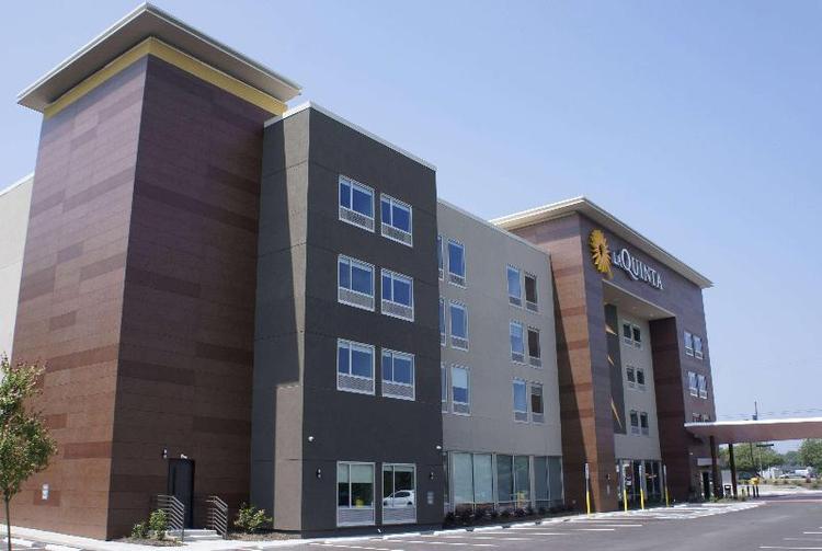 La Quinta Inn & Sui by Wyndham Manchstr/Arnold AFB
