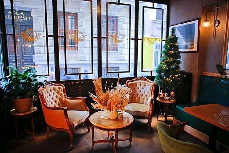 Alexandr Pera Hotel